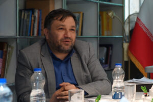 گفتگو دکتر روزبه نصیری با مجله ادبی ققنوس رادیو فرهنگ