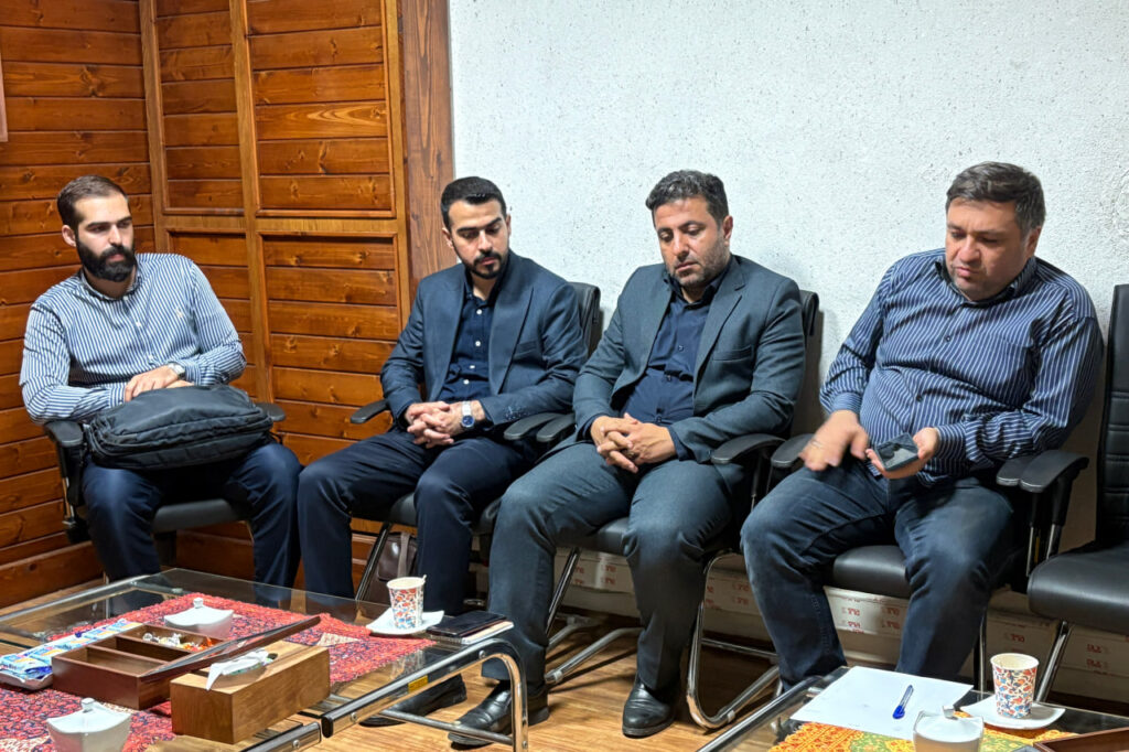 مؤسسه فرهنگی هنری هزارسنگر