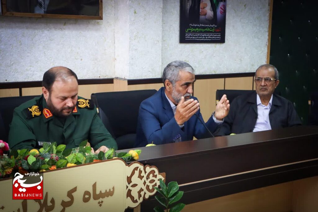 فرمانده سپاه کربلا مازندران" با جمعی از سرداران و پیشکسوتان لشکر ۲۵ کربلا