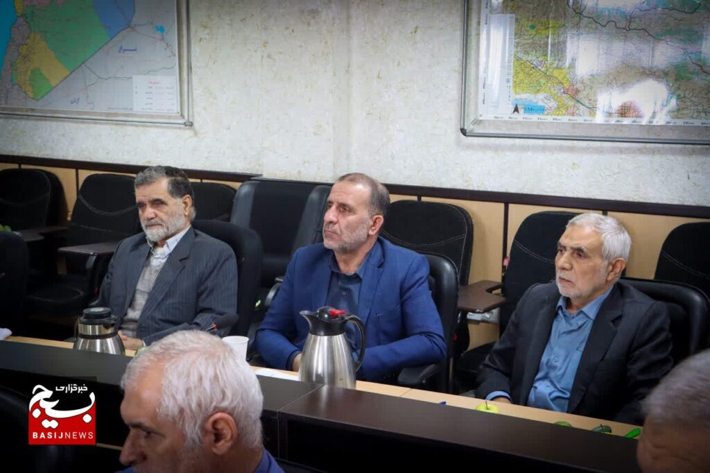 فرمانده سپاه کربلا مازندران" با جمعی از سرداران و پیشکسوتان لشکر ۲۵ کربلا