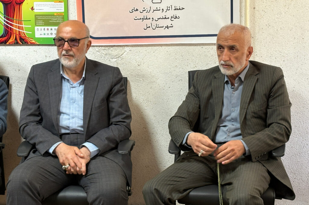 حماسه جنگل آمل ستاد شش بهمن آمل مقاومت مردم آمل ۱۳۶۰ دفتر حفظ آثار دفاع مقدس آمل اردوی بصیرتی آملحماسه جنگل آمل ستاد شش بهمن آمل مقاومت مردم آمل ۱۳۶۰ دفتر حفظ آثار دفاع مقدس آمل اردوی بصیرتی آمل